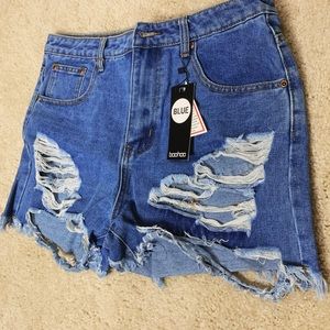 Distressed shorts